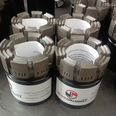 BQ NQ HQ PQ Bits de noyau en diamant à double tube pour diverses tâches de forage