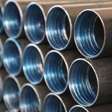 55.6mm 69.9mm 88.9mm 114.3mm Pipe de forage noire pour le forage dans la roche dure avec une haute qualité