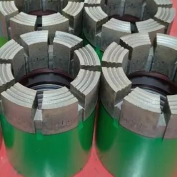 Forgeage de diamants pour des conditions d'exploitation difficiles dans une boîte en carton