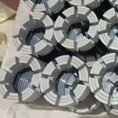 Ensemble de surface de coquille à diamants pour l'étalonnage précis des trous de forage