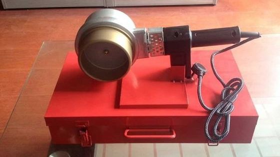 Un bon prix. machine de soudure en plastique de prise de tuyau de tuyau de diamètre de 110mm avec la certification d'OIN en ligne
